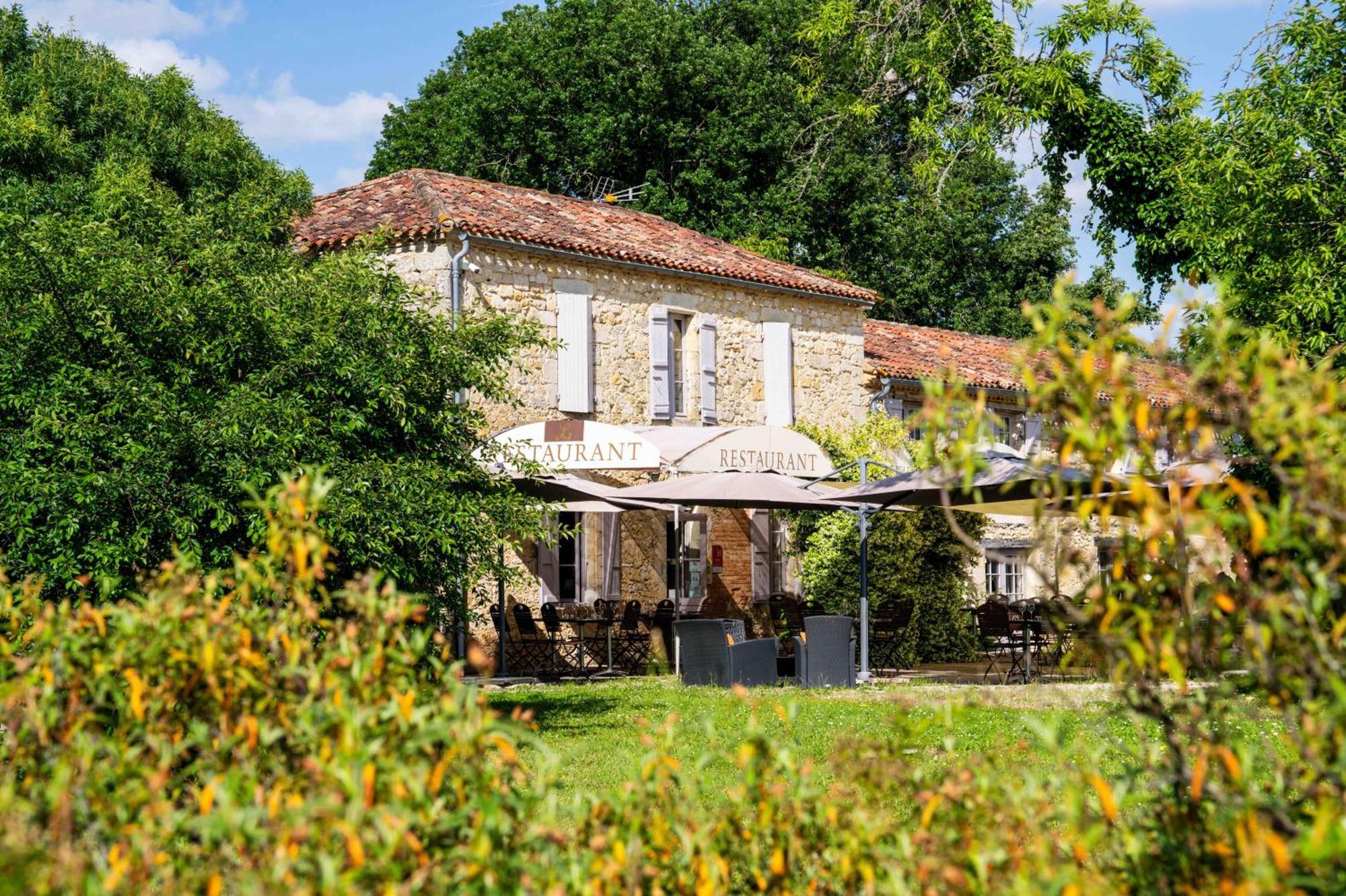 Logis L'Auberge De Larressingle Exterior foto
